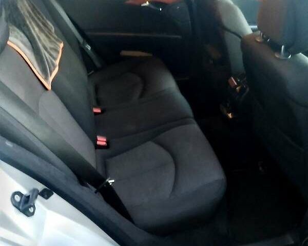 Серый Мерседес Е-Класс, объемом двигателя 2.1 л и пробегом 266 тыс. км за 5900 $, фото 7 на Automoto.ua