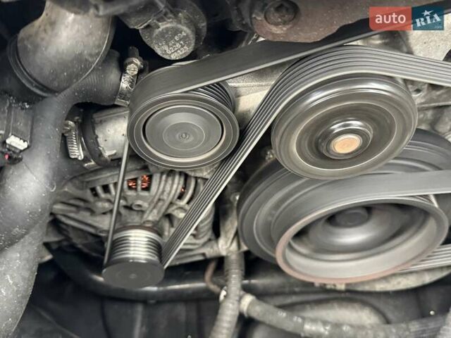 Сірий Мерседес Е-Клас, об'ємом двигуна 2.15 л та пробігом 280 тис. км за 6999 $, фото 36 на Automoto.ua