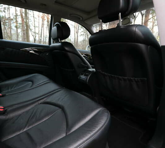 Серый Мерседес Е-Класс, объемом двигателя 2.99 л и пробегом 527 тыс. км за 16000 $, фото 33 на Automoto.ua