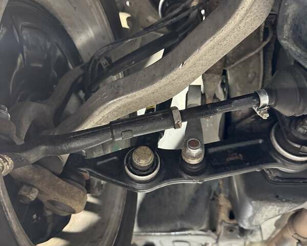 Сірий Мерседес Е-Клас, об'ємом двигуна 2.15 л та пробігом 280 тис. км за 6999 $, фото 8 на Automoto.ua