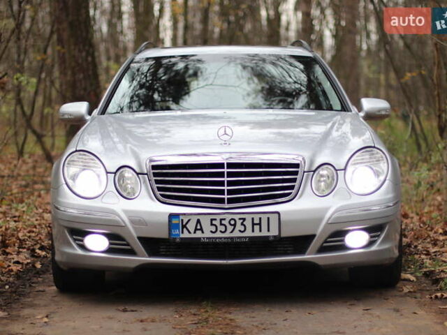 Серый Мерседес Е-Класс, объемом двигателя 2.99 л и пробегом 527 тыс. км за 16000 $, фото 4 на Automoto.ua