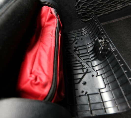 Серый Мерседес Е-Класс, объемом двигателя 2.99 л и пробегом 527 тыс. км за 16000 $, фото 41 на Automoto.ua