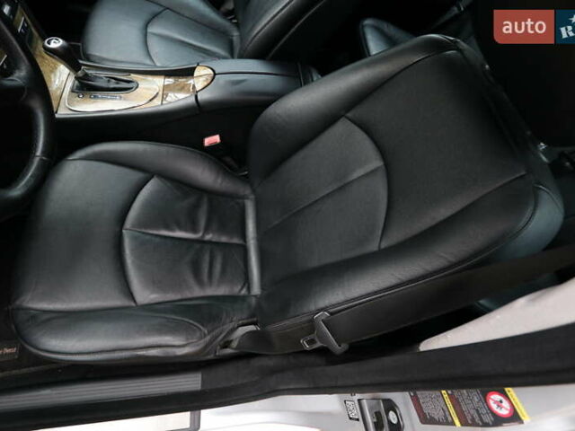 Серый Мерседес Е-Класс, объемом двигателя 2.99 л и пробегом 527 тыс. км за 16000 $, фото 9 на Automoto.ua