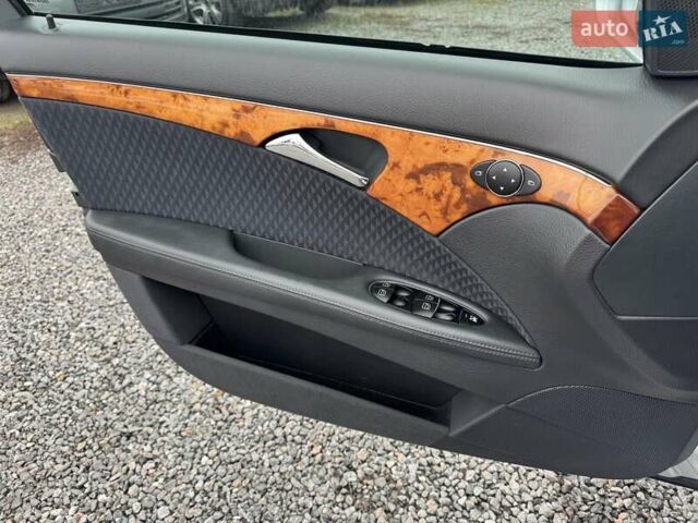 Сірий Мерседес Е-Клас, об'ємом двигуна 2.15 л та пробігом 280 тис. км за 6700 $, фото 58 на Automoto.ua