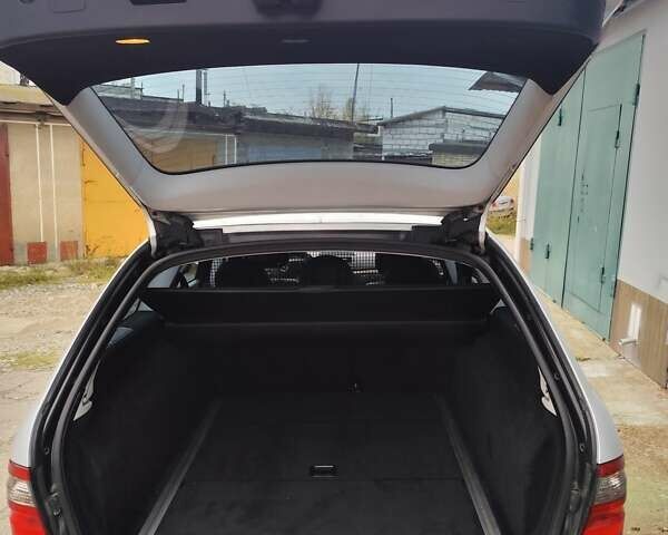 Серый Мерседес Е-Класс, объемом двигателя 3 л и пробегом 250 тыс. км за 10000 $, фото 3 на Automoto.ua