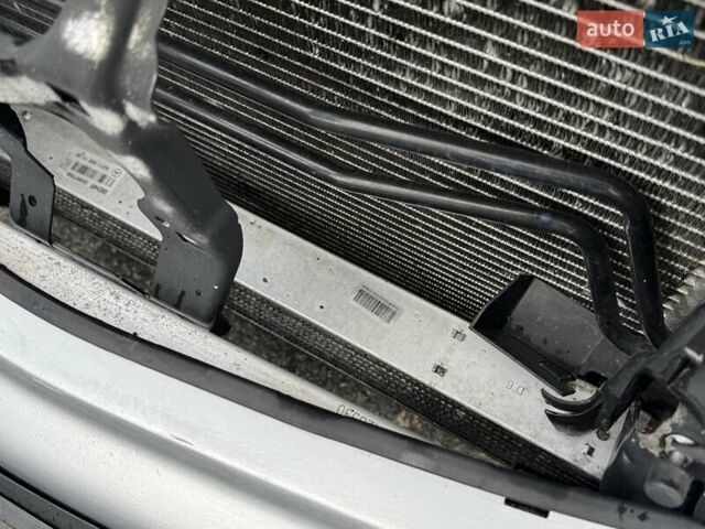 Сірий Мерседес Е-Клас, об'ємом двигуна 2.15 л та пробігом 280 тис. км за 6999 $, фото 34 на Automoto.ua