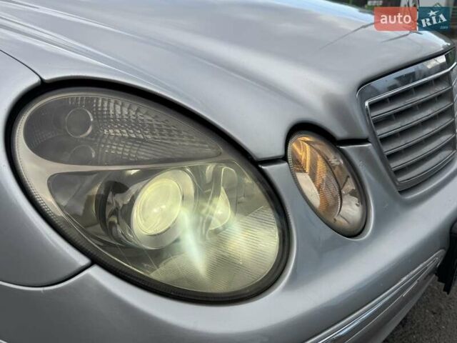 Сірий Мерседес Е-Клас, об'ємом двигуна 2.15 л та пробігом 280 тис. км за 6999 $, фото 82 на Automoto.ua