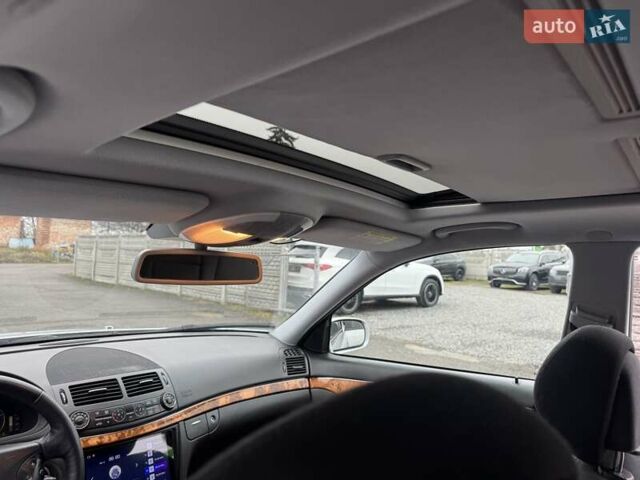 Сірий Мерседес Е-Клас, об'ємом двигуна 2.15 л та пробігом 280 тис. км за 6700 $, фото 68 на Automoto.ua