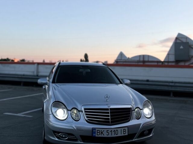 Сірий Мерседес Е-Клас, об'ємом двигуна 1.8 л та пробігом 258 тис. км за 7500 $, фото 1 на Automoto.ua