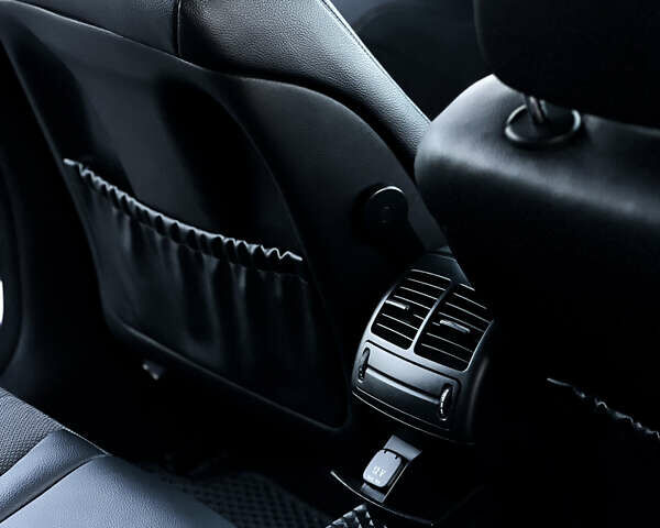 Серый Мерседес Е-Класс, объемом двигателя 1.8 л и пробегом 258 тыс. км за 7500 $, фото 36 на Automoto.ua