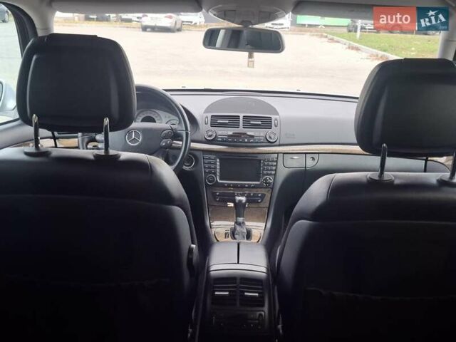 Серый Мерседес Е-Класс, объемом двигателя 3 л и пробегом 281 тыс. км за 8400 $, фото 20 на Automoto.ua