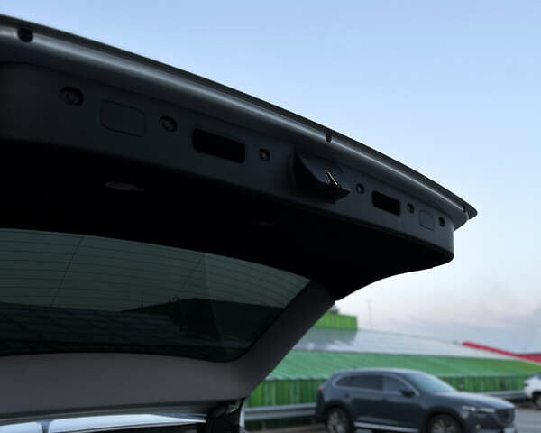 Серый Мерседес Е-Класс, объемом двигателя 1.8 л и пробегом 258 тыс. км за 7500 $, фото 41 на Automoto.ua