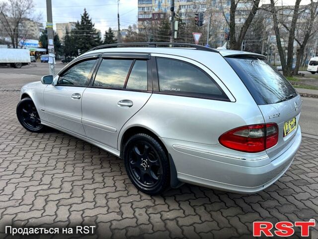 Серый Мерседес Е-Класс, объемом двигателя 2.2 л и пробегом 270 тыс. км за 8300 $, фото 5 на Automoto.ua