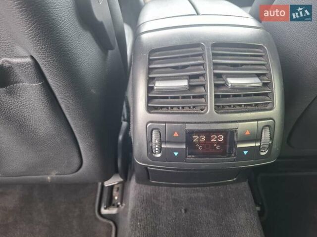 Серый Мерседес Е-Класс, объемом двигателя 3 л и пробегом 281 тыс. км за 8400 $, фото 34 на Automoto.ua