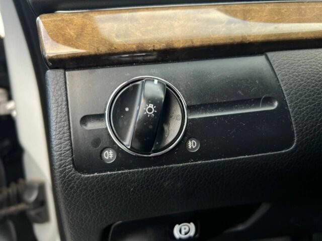 Сірий Мерседес Е-Клас, об'ємом двигуна 2.2 л та пробігом 267 тис. км за 8400 $, фото 13 на Automoto.ua