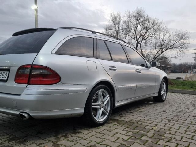 Сірий Мерседес Е-Клас, об'ємом двигуна 3 л та пробігом 280 тис. км за 9500 $, фото 2 на Automoto.ua