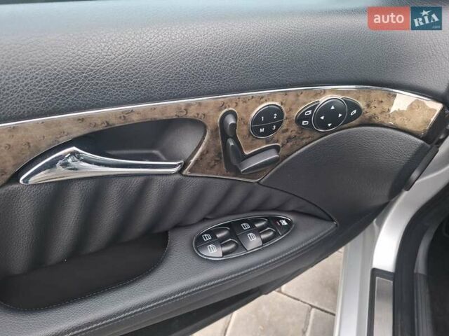 Серый Мерседес Е-Класс, объемом двигателя 3 л и пробегом 281 тыс. км за 8400 $, фото 36 на Automoto.ua
