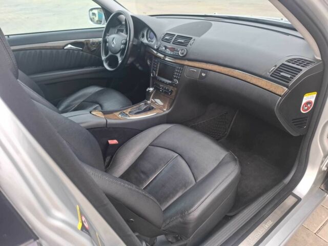 Серый Мерседес Е-Класс, объемом двигателя 3 л и пробегом 252 тыс. км за 8700 $, фото 18 на Automoto.ua