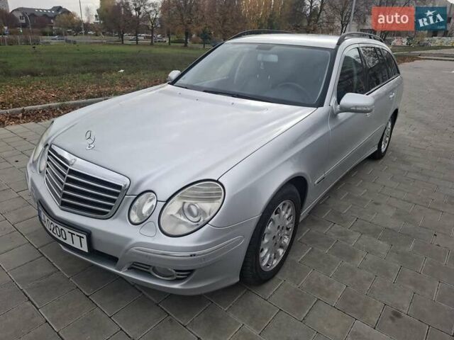 Серый Мерседес Е-Класс, объемом двигателя 3 л и пробегом 281 тыс. км за 8400 $, фото 9 на Automoto.ua