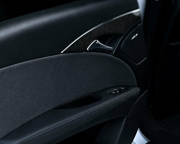 Серый Мерседес Е-Класс, объемом двигателя 1.8 л и пробегом 258 тыс. км за 7500 $, фото 31 на Automoto.ua