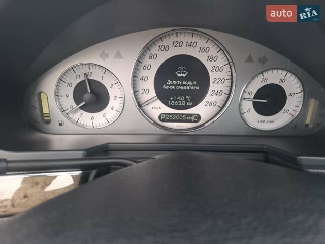 Серый Мерседес Е-Класс, объемом двигателя 3 л и пробегом 281 тыс. км за 8400 $, фото 30 на Automoto.ua