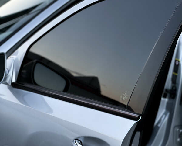 Серый Мерседес Е-Класс, объемом двигателя 1.8 л и пробегом 258 тыс. км за 7500 $, фото 9 на Automoto.ua