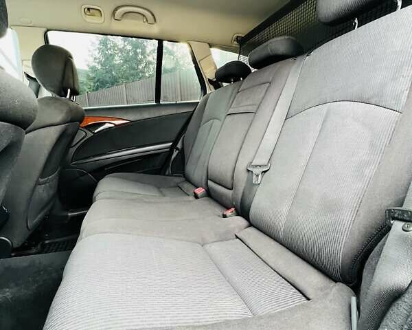 Серый Мерседес Е-Класс, объемом двигателя 2.99 л и пробегом 420 тыс. км за 6850 $, фото 38 на Automoto.ua