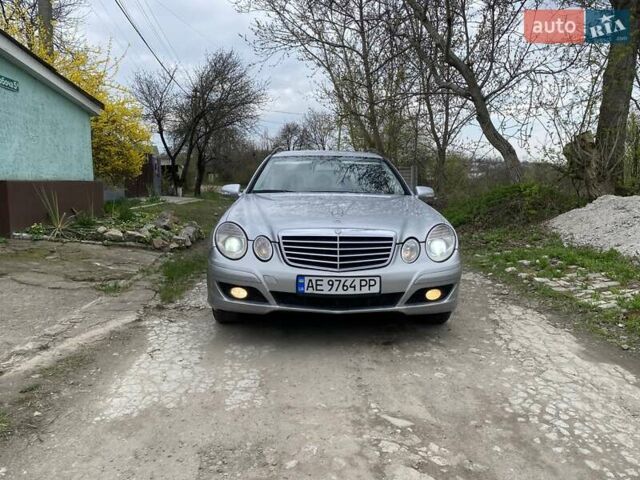Серый Мерседес Е-Класс, объемом двигателя 2.15 л и пробегом 240 тыс. км за 7700 $, фото 6 на Automoto.ua