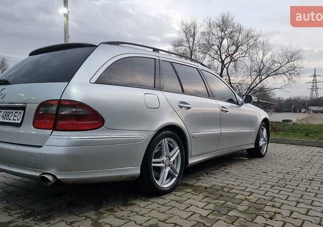 Сірий Мерседес Е-Клас, об'ємом двигуна 3 л та пробігом 280 тис. км за 9500 $, фото 1 на Automoto.ua