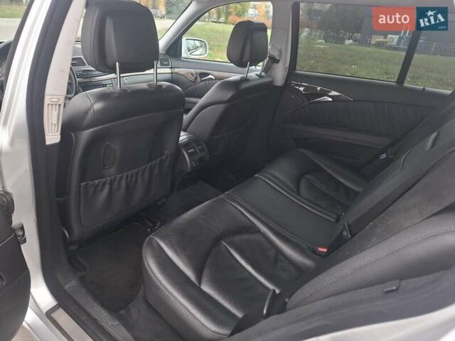 Серый Мерседес Е-Класс, объемом двигателя 3 л и пробегом 281 тыс. км за 8400 $, фото 15 на Automoto.ua