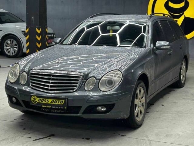 Серый Мерседес Е-Класс, объемом двигателя 3 л и пробегом 334 тыс. км за 8200 $, фото 2 на Automoto.ua