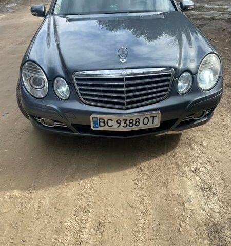 Сірий Мерседес Е-Клас, об'ємом двигуна 1.8 л та пробігом 320 тис. км за 7600 $, фото 12 на Automoto.ua