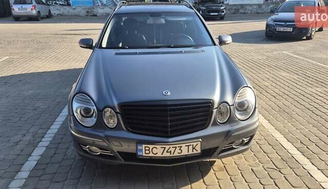 Серый Мерседес Е-Класс, объемом двигателя 3 л и пробегом 411 тыс. км за 9999 $, фото 6 на Automoto.ua