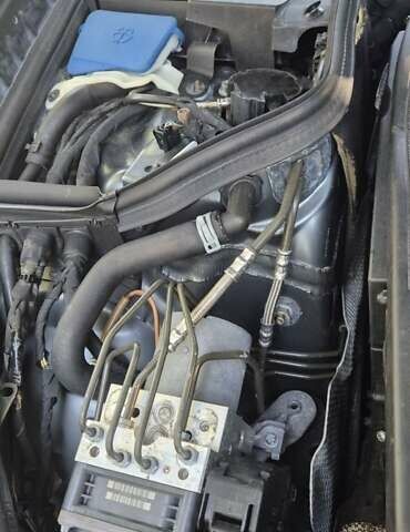 Серый Мерседес Е-Класс, объемом двигателя 3 л и пробегом 411 тыс. км за 9999 $, фото 30 на Automoto.ua