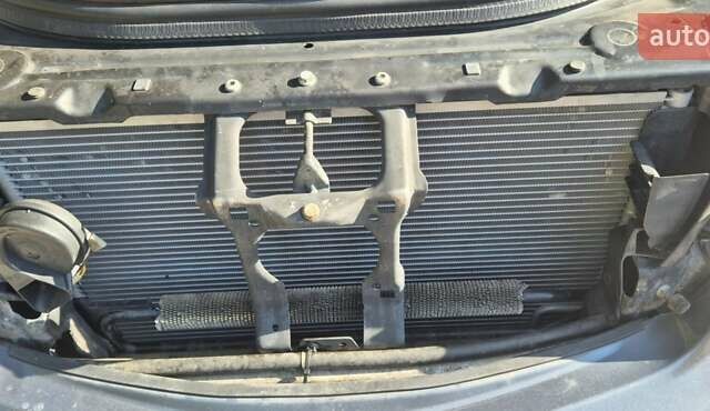 Серый Мерседес Е-Класс, объемом двигателя 3 л и пробегом 411 тыс. км за 9999 $, фото 37 на Automoto.ua