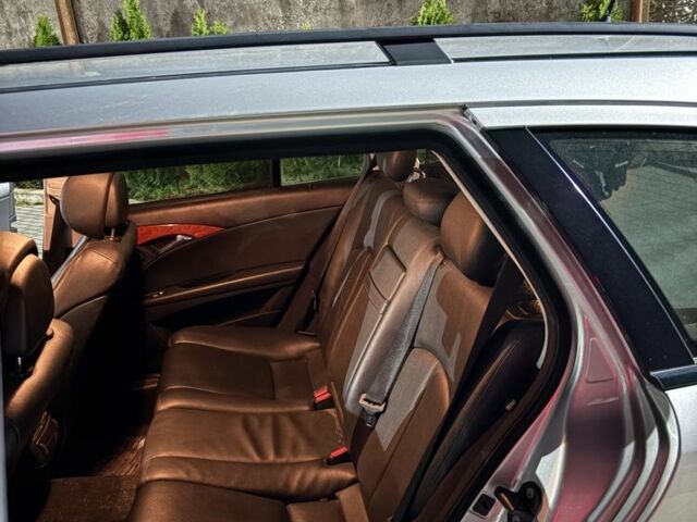 Сірий Мерседес Е-Клас, об'ємом двигуна 2 л та пробігом 330 тис. км за 4295 $, фото 6 на Automoto.ua