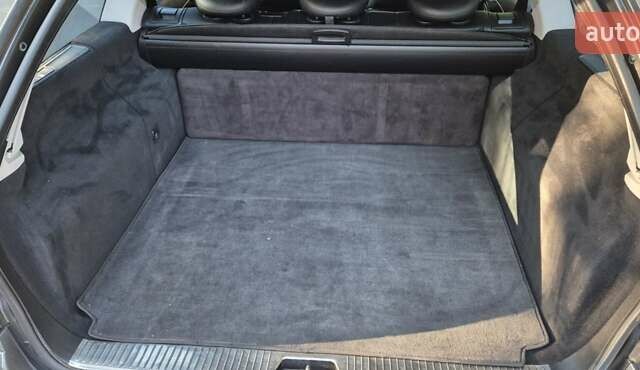 Серый Мерседес Е-Класс, объемом двигателя 3 л и пробегом 411 тыс. км за 9999 $, фото 36 на Automoto.ua