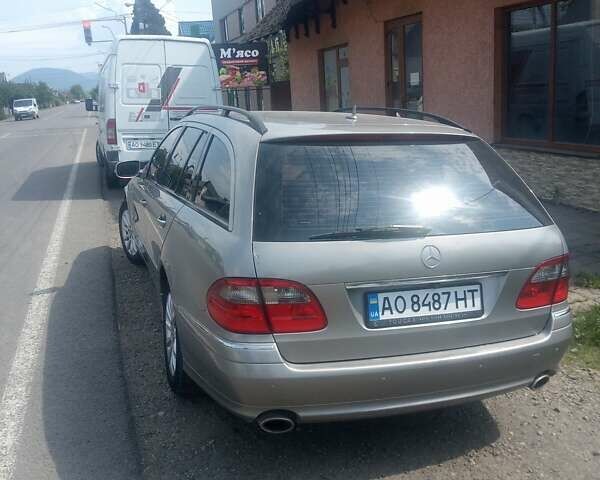 Серый Мерседес Е-Класс, объемом двигателя 2.99 л и пробегом 313 тыс. км за 10500 $, фото 2 на Automoto.ua