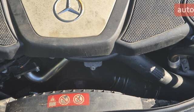 Серый Мерседес Е-Класс, объемом двигателя 3 л и пробегом 411 тыс. км за 9999 $, фото 27 на Automoto.ua