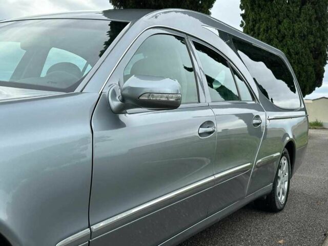 Сірий Мерседес Е-Клас, об'ємом двигуна 3 л та пробігом 210 тис. км за 44777 $, фото 10 на Automoto.ua