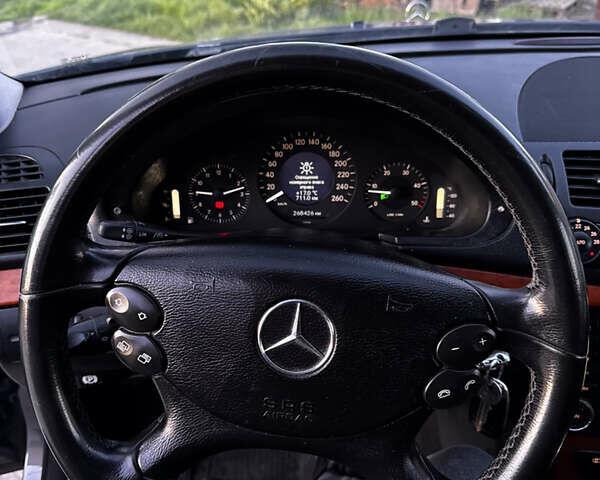 Мерседес Е-Класс 2009 в Львове на Automoto.ua Серый Мерседес Е-Класс, объемом двигателя 2.15 л и пробегом 270 тыс. км за 8350 $, фото 23 на Automoto.ua