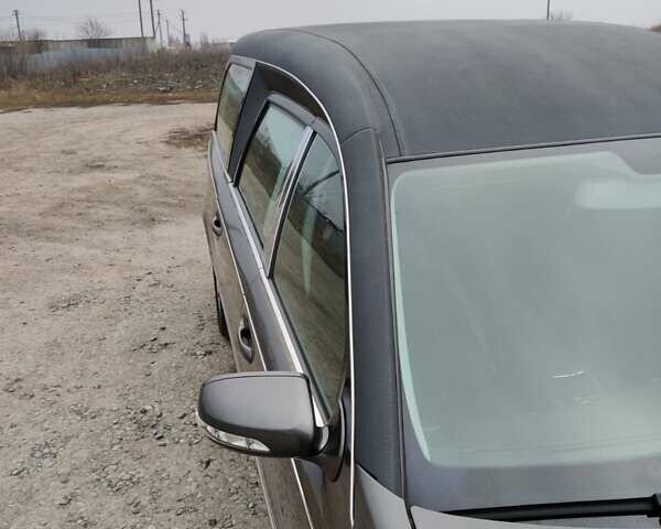 Серый Мерседес Е-Класс, объемом двигателя 3 л и пробегом 256 тыс. км за 29000 $, фото 14 на Automoto.ua