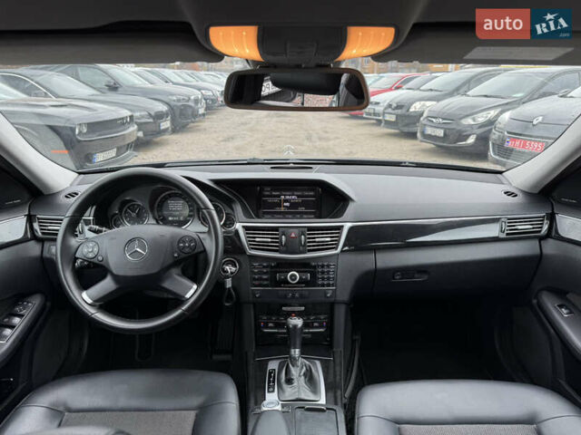 Серый Мерседес Е-Класс, объемом двигателя 2.2 л и пробегом 370 тыс. км за 10900 $, фото 15 на Automoto.ua