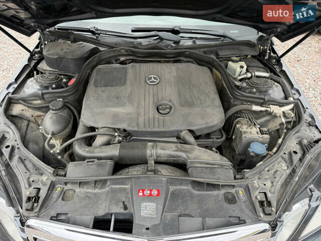 Серый Мерседес Е-Класс, объемом двигателя 2.2 л и пробегом 370 тыс. км за 10900 $, фото 44 на Automoto.ua