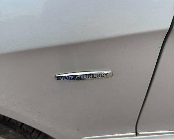 Сірий Мерседес Е-Клас, об'ємом двигуна 2.14 л та пробігом 246 тис. км за 9000 $, фото 10 на Automoto.ua