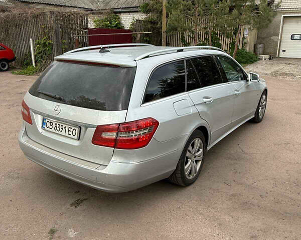 Сірий Мерседес Е-Клас, об'ємом двигуна 2.14 л та пробігом 246 тис. км за 9000 $, фото 5 на Automoto.ua