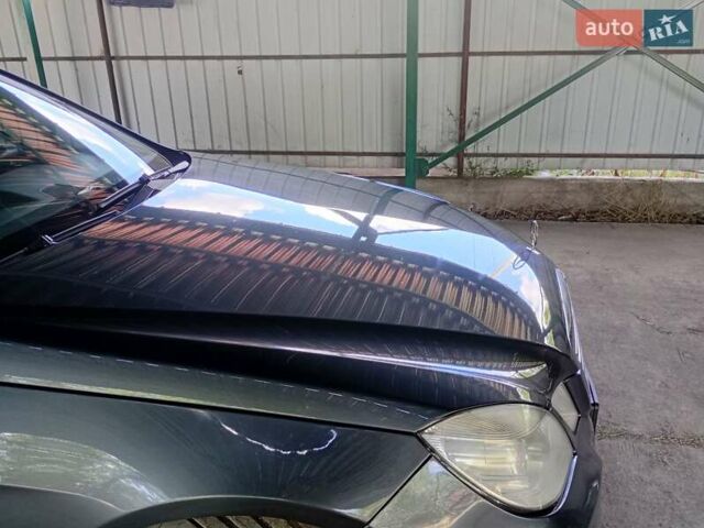 Сірий Мерседес Е-Клас, об'ємом двигуна 2.2 л та пробігом 360 тис. км за 10500 $, фото 4 на Automoto.ua