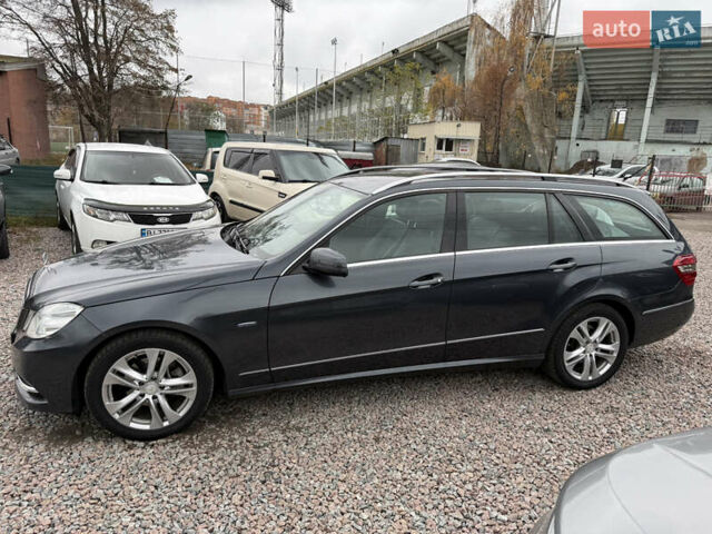 Серый Мерседес Е-Класс, объемом двигателя 2.2 л и пробегом 370 тыс. км за 10900 $, фото 5 на Automoto.ua