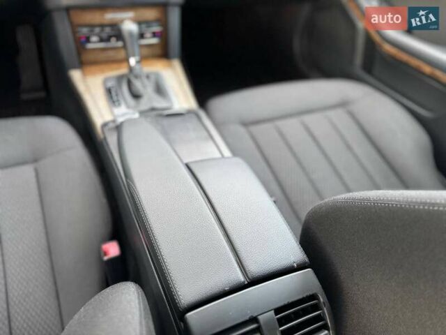 Серый Мерседес Е-Класс, объемом двигателя 1.8 л и пробегом 325 тыс. км за 9499 $, фото 20 на Automoto.ua