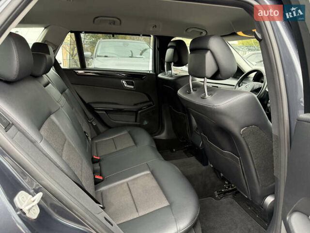 Серый Мерседес Е-Класс, объемом двигателя 2.2 л и пробегом 370 тыс. км за 10900 $, фото 34 на Automoto.ua